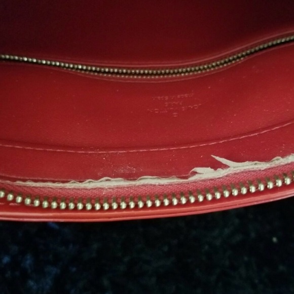 Vintage Louis Vuitton Vernis Red Houston Tote - Picture 4 of 16